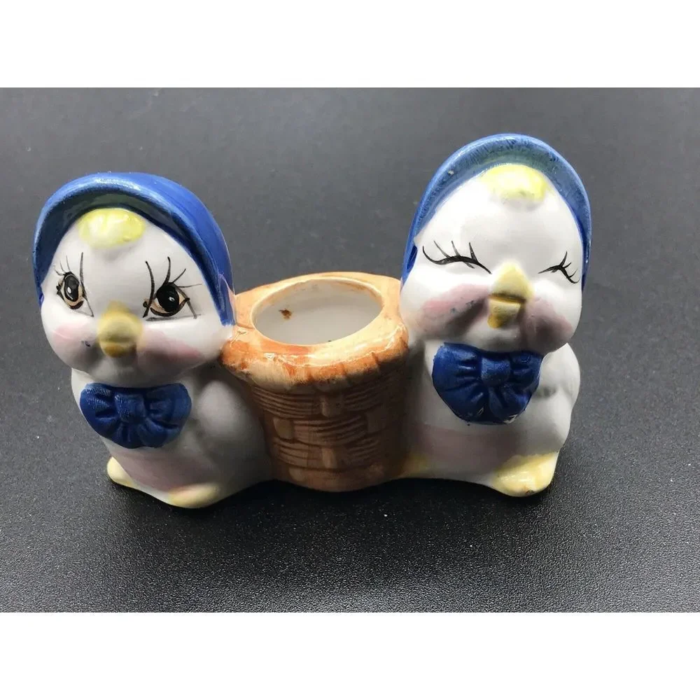 Chicks with Blue Bonnets and Basket Toothpick‎ Holder